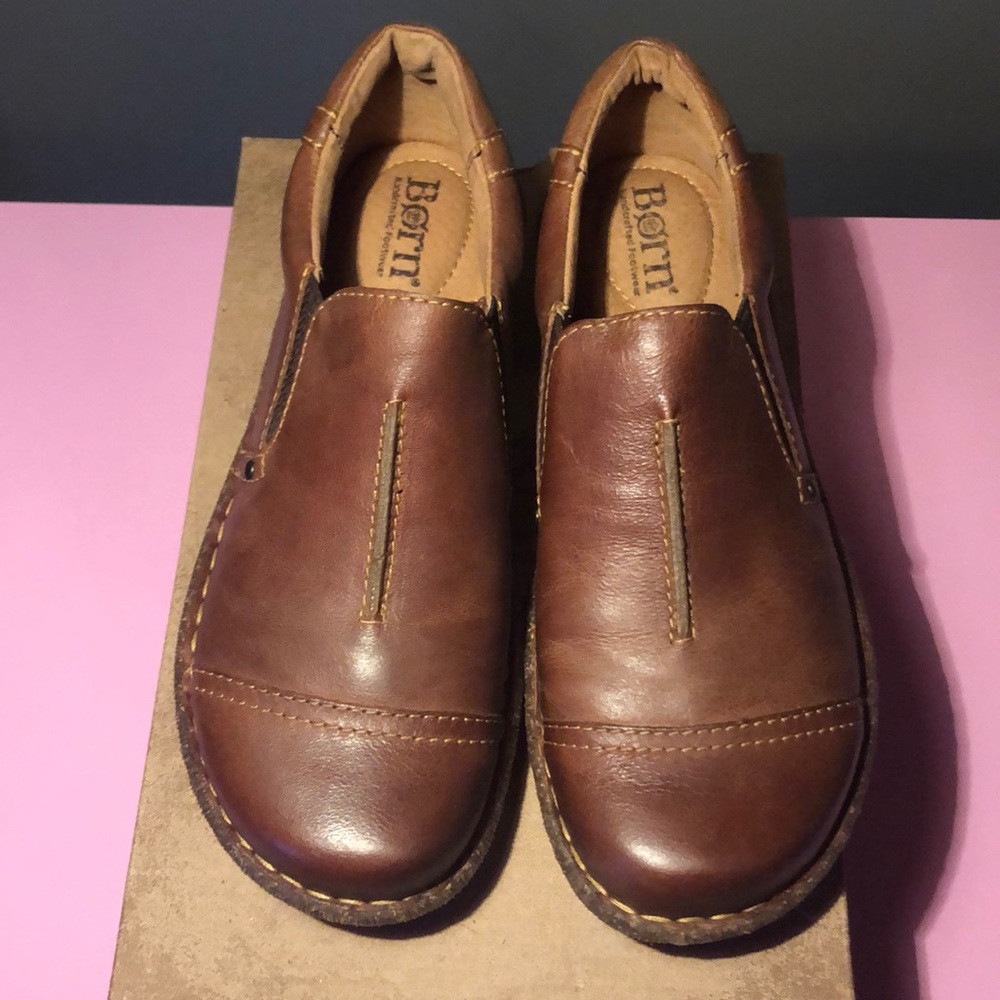 Born Brown Shoes Size 9.5